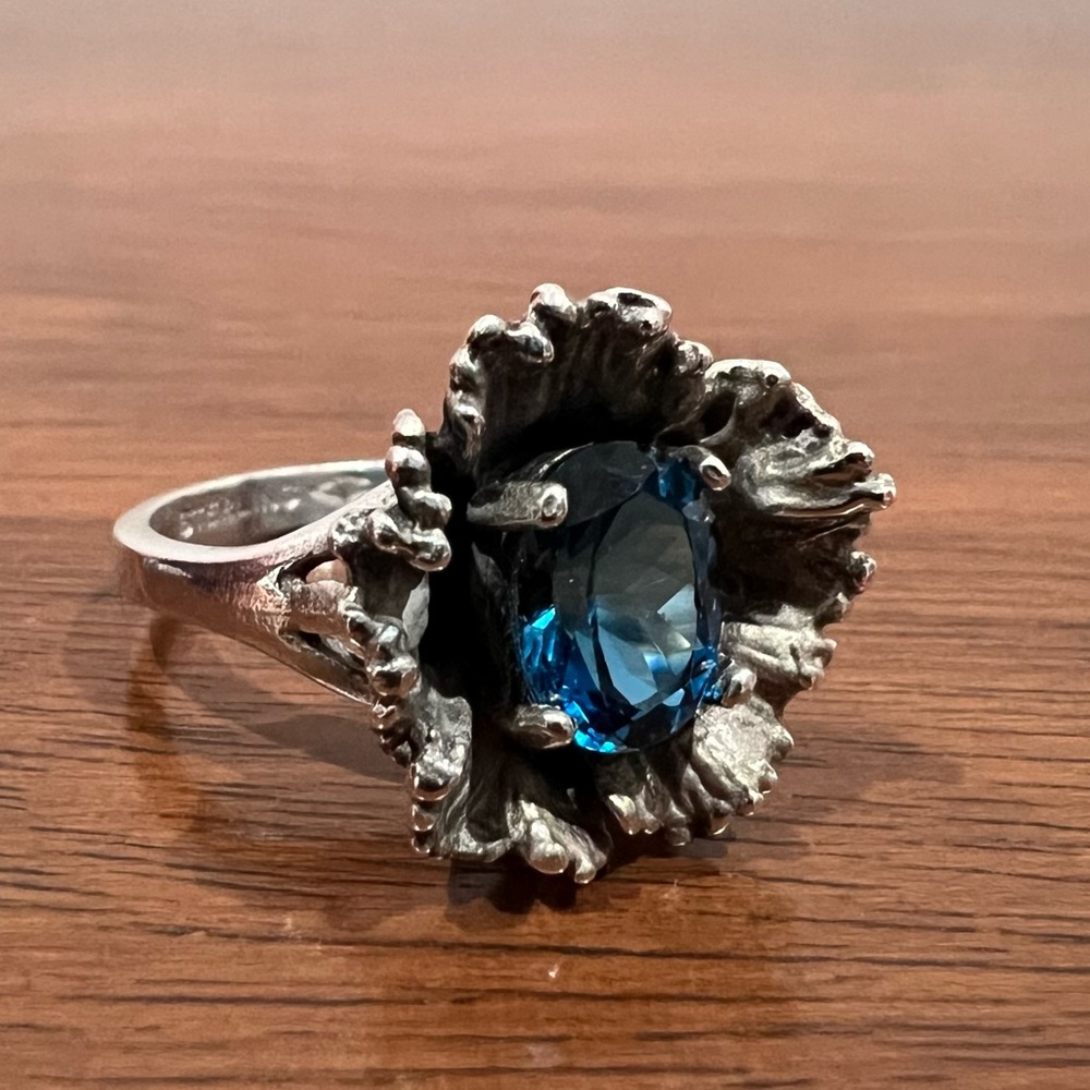 Vintage/ Antique Sterling Silver Flower Ring!